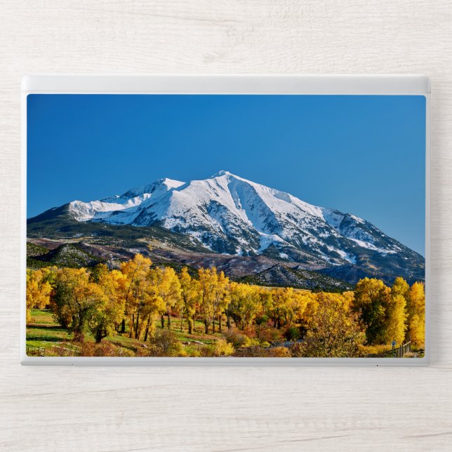 Minimal Mountain Landscape HP Laptop Skin (Front)