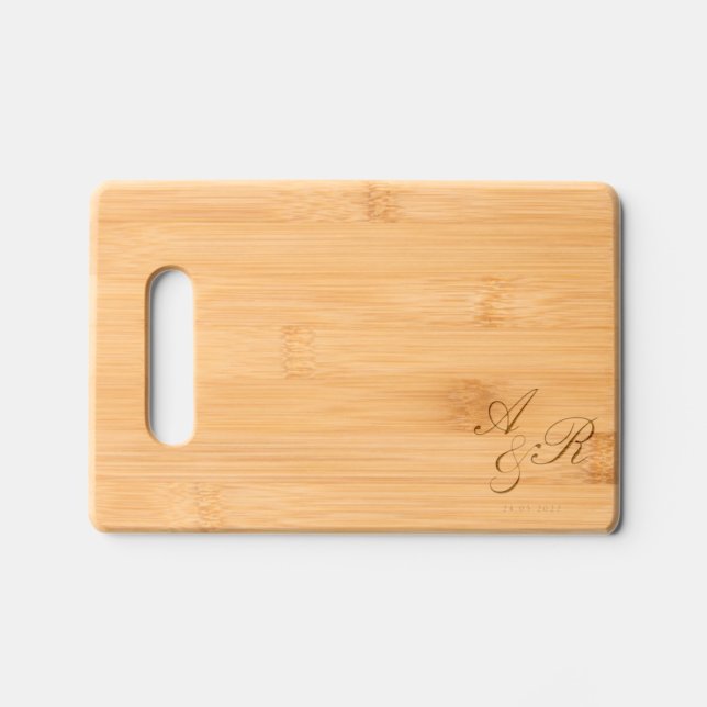 Discover Minimal  Personalized Family Gift Cutting Board