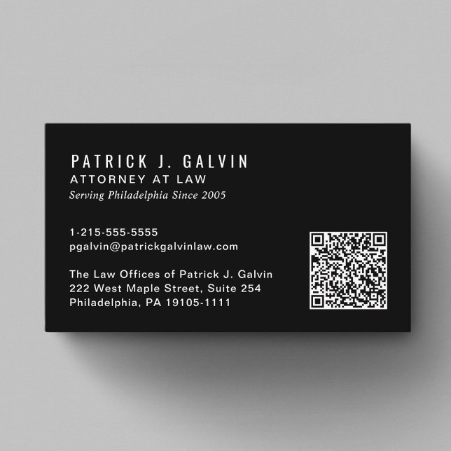 Minimal Professional QR Code Black Business Card (Minimal Professional QR Code Black Business Card)