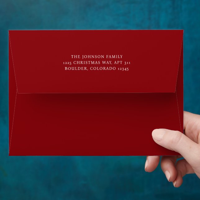 Minimal Red Elegant Christmas Envelope (Hand)