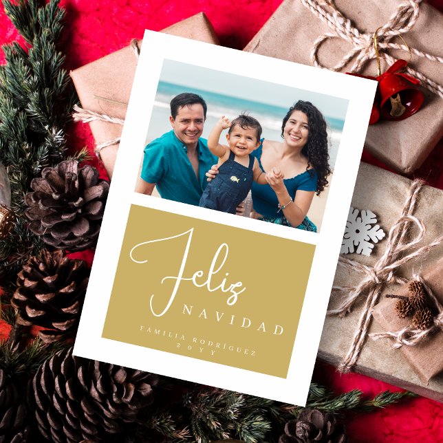 Minimal Simple Exquisite Spanish Fake Golden Photo Holiday Card (Minimal Simple Exquisite Spanish Fake Golden Photo Holiday Card with Envelope. )