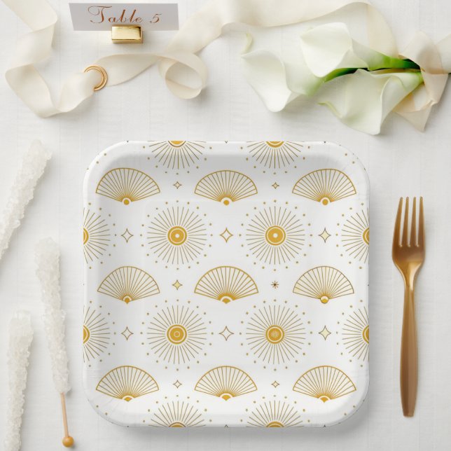 Minimal Sunburst – Modern Golden Rays Pattern for  Paper Plates (Wedding)
