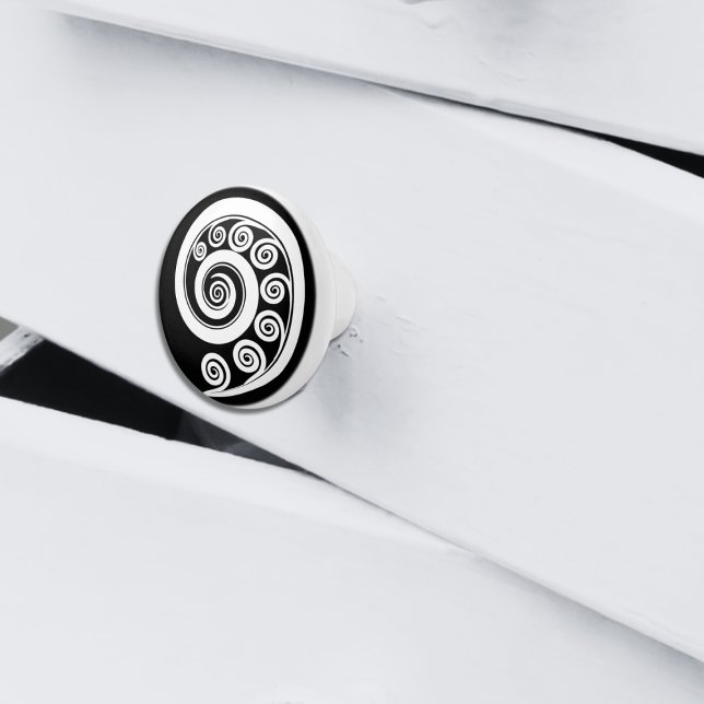 Minimal White Black Botanical Fern Leaf Inspired Ceramic Knob (Minimal White Black Botanical Fern Leaf Inspired Ceramic Knob)