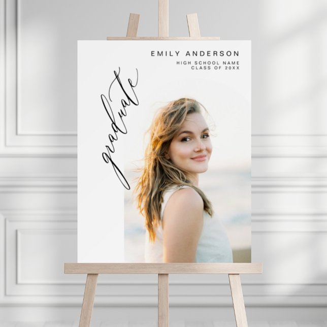 Minimalist Arch Graduation Photo Script Foam Board (Creator Uploaded)