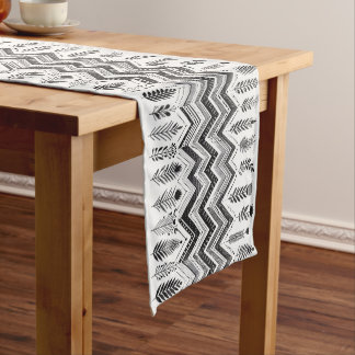 Minimalist Black and White Geometric Leaf Table Ru Medium Table Runner