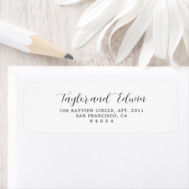 Minimalist Black and White Modern Wedding Label (Insitu)