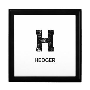 MINIMALIST BLACK ONE LETTER MONOGRAM NAME WHITE GIFT BOX