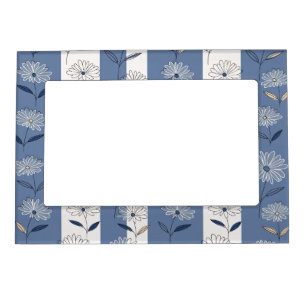 Minimalist Daisy Floral Pattern (1) Magnetic Frame
