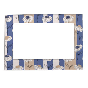 Minimalist Daisy Floral Pattern (4) Magnetic Frame