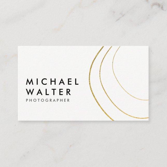 Minimalist Gold Artistic Lines Business Card (Front)