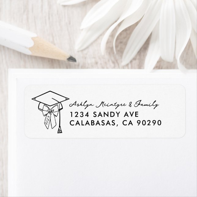 Minimalist Graduation Cap with Bow Label (Insitu)