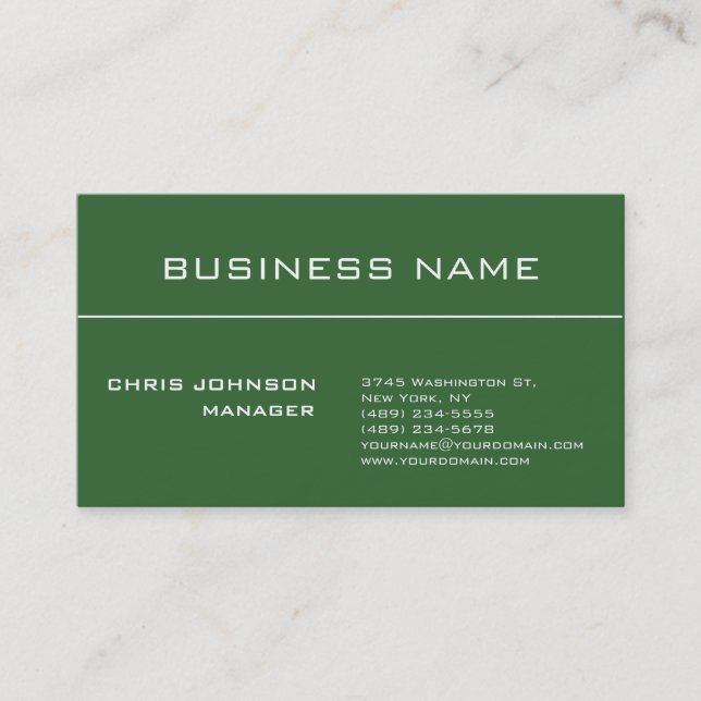 Minimalist Green Trendy Manager Business Card (Front)