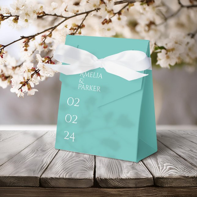 Minimalist Green Wedding Favor Box (Creator Uploaded)