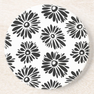 Minimalist Groovy Black and White Daisy Flowers Coaster