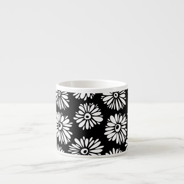 Minimalist Groovy Black and White Daisy Pattern Espresso Cup (Front)