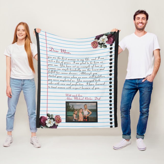 Minimalist handwritten love letter mom message fleece blanket (In Situ)