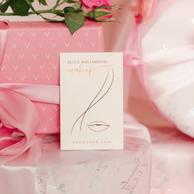 Minimalist Light Peach Makeup Artist Line Art Chic Business Card (Creator Uploaded)