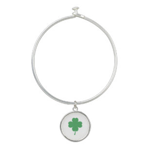 Minimalist Lucky Clover Bangle Bracelet Design