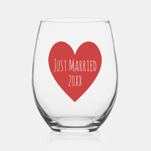 Minimalist Modern Just Married Year Red Heart Stemless Wine Glass