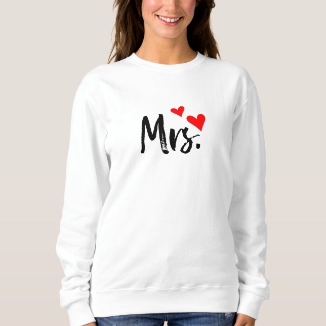Minimalist Mrs Shirt – Love-Inspired Women’s  (Front)