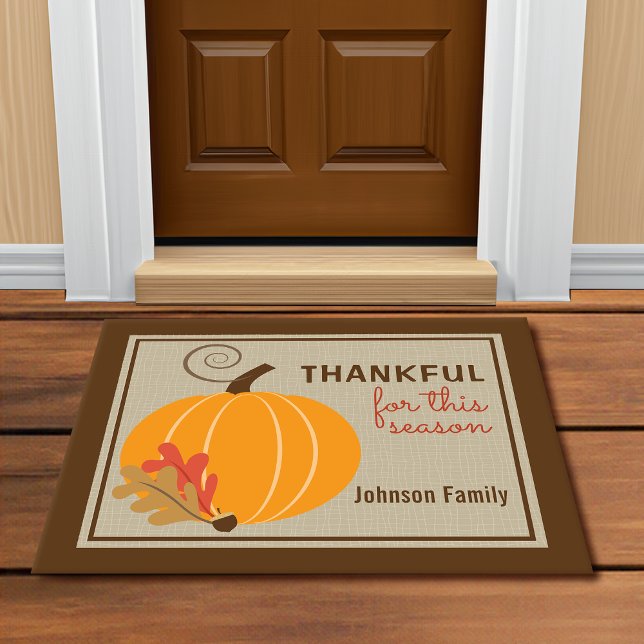 Minimalist Pumpkin with Leaves Fall Doormat (Creator Uploaded)