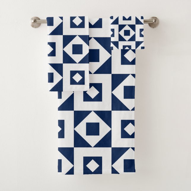 Minimalist Quilt Navy White Bath Towel Set (Insitu)