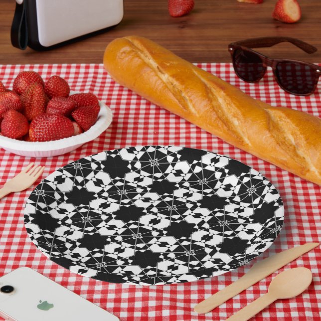 Minimalist retro check pattern – Monochrome design Paper Plates (Picnic)