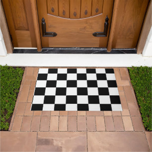 Minimalist Retro Checkered – Monochrome Streetwear Doormat