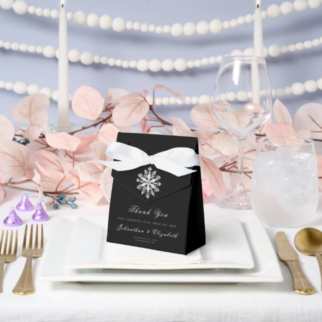 Minimalist Snowflake Wedding | Black Favor Boxes (Wedding)