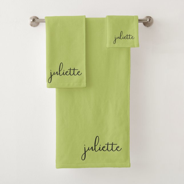 Minimalist Wasabi Green Personalized Bath Towel Set (Insitu)