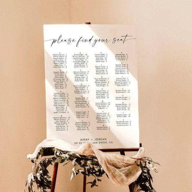 Minimalist Wedding Seating Chart Sign Alphabetical (Creator Uploaded)
