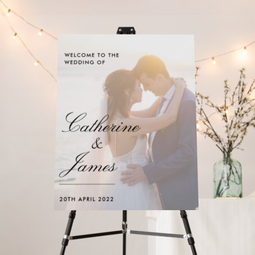 minimalist wedding welcome sign with photo