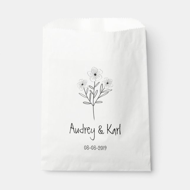 Minimalist Wildflowers Wedding Monogram Design Favor Bag (Front)