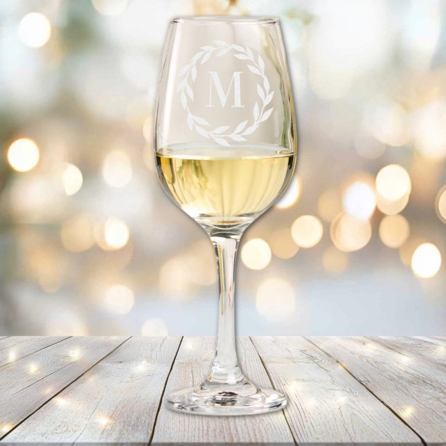 Minimalist Wreath Bold Monogram Wine Glass (Minimalist Wreath Bold Monogram Wine Glass
)