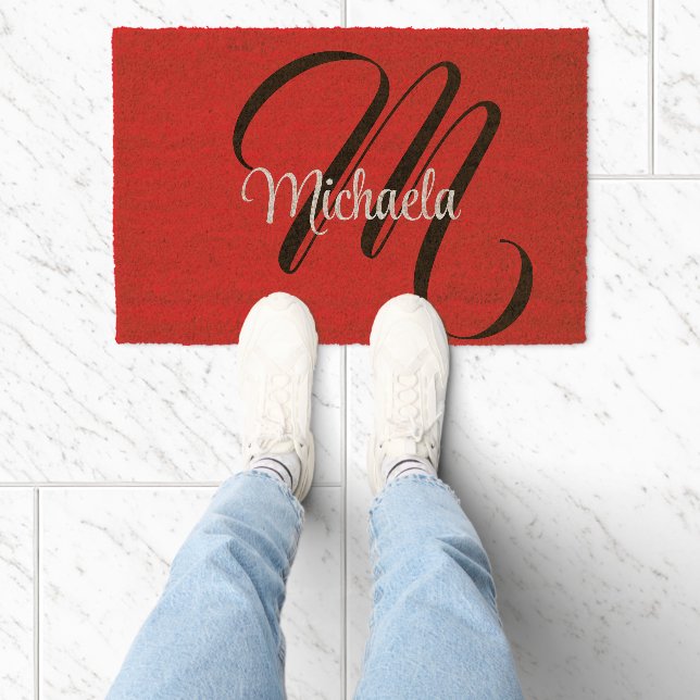 Minimalistic modern monogram initial name red fiber doormat (Insitu)
