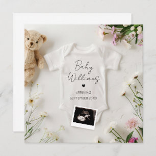 Minimalistic Modern Pregnancy Announcement