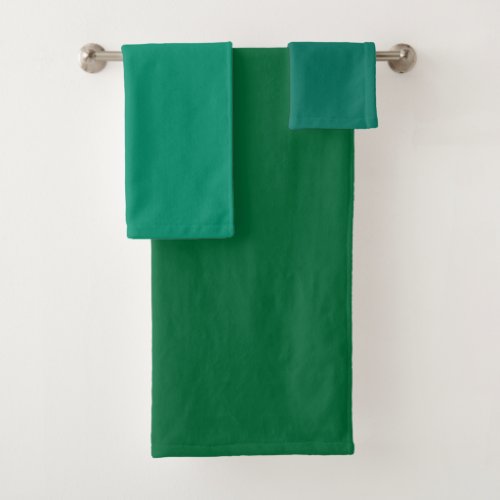 Minimalistic simple plain beautiful green color bath towel set