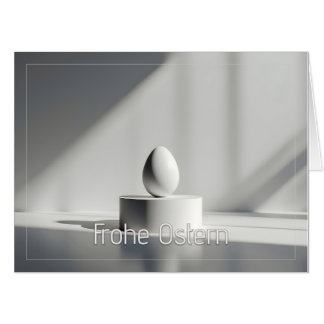 Minimalistisches Osterei auf modernem Podest Card