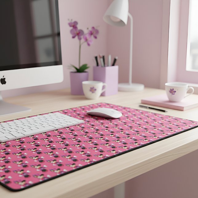 Minni Desk Mat (Creator Uploaded)