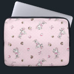 Minnie | Elegant Pose Watercolor Laptop Sleeve<br><div class="desc">Minnie Mouse | It's all about the Eyelash Action - This cute watercolor graphic features Minnie Mouse along with a pink polka dot background.</div>