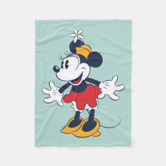 Minnie Mouse | Fun Flower Hat Pose Fleece Blanket