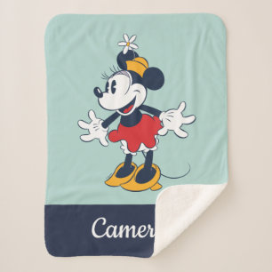 Minnie Mouse   Fun Flower Hat Pose Sherpa Blanket