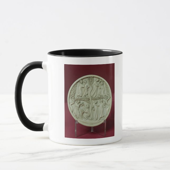 Mirror case depicting courtly scenes, c.1320-30 mug (Left)