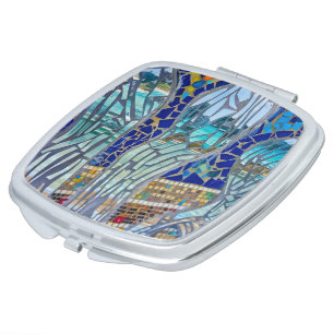 Mirror, mirror, tell me... compact mirror