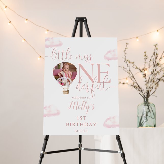 Miss Onederful Photo Balloon 1st Birthday Welcome  Foam Board (In Situ (Stand))
