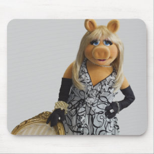 Miss Piggy Leaning on a chair Mouse Pad