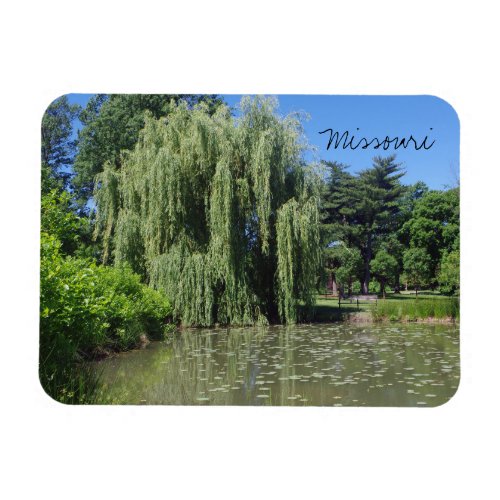 Missouri Weeping Willow on Pond Magnet