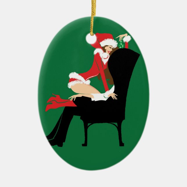 Mistletoe Oval Ornament (Front)