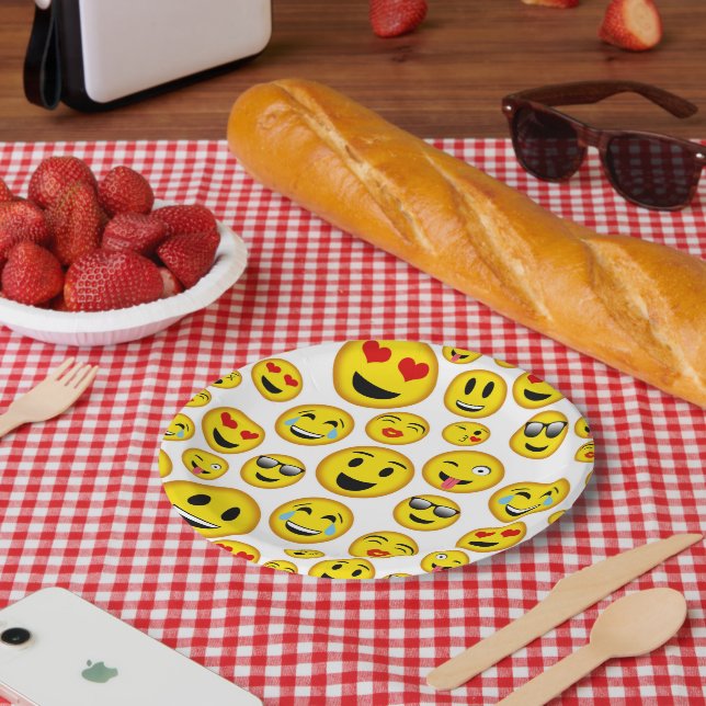 Mixed Emoji pattern party plate (Picnic)