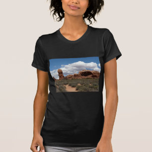 moab utah arch T-Shirt